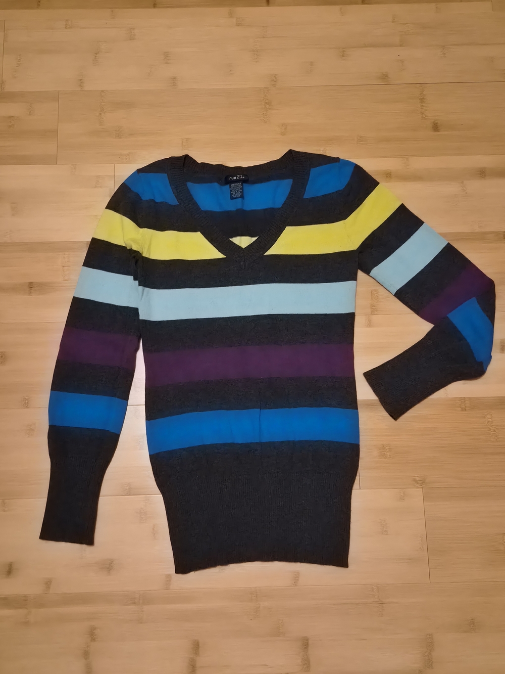 Rue21 Striped V-Neck Sweater Size Medium Multicolor Charcoal Yellow Purple Blue
